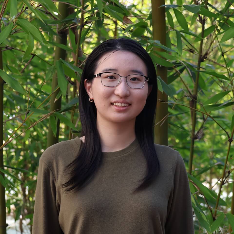 Headshot of Lisa Feng