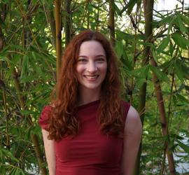 Headshot of Bella Farrand