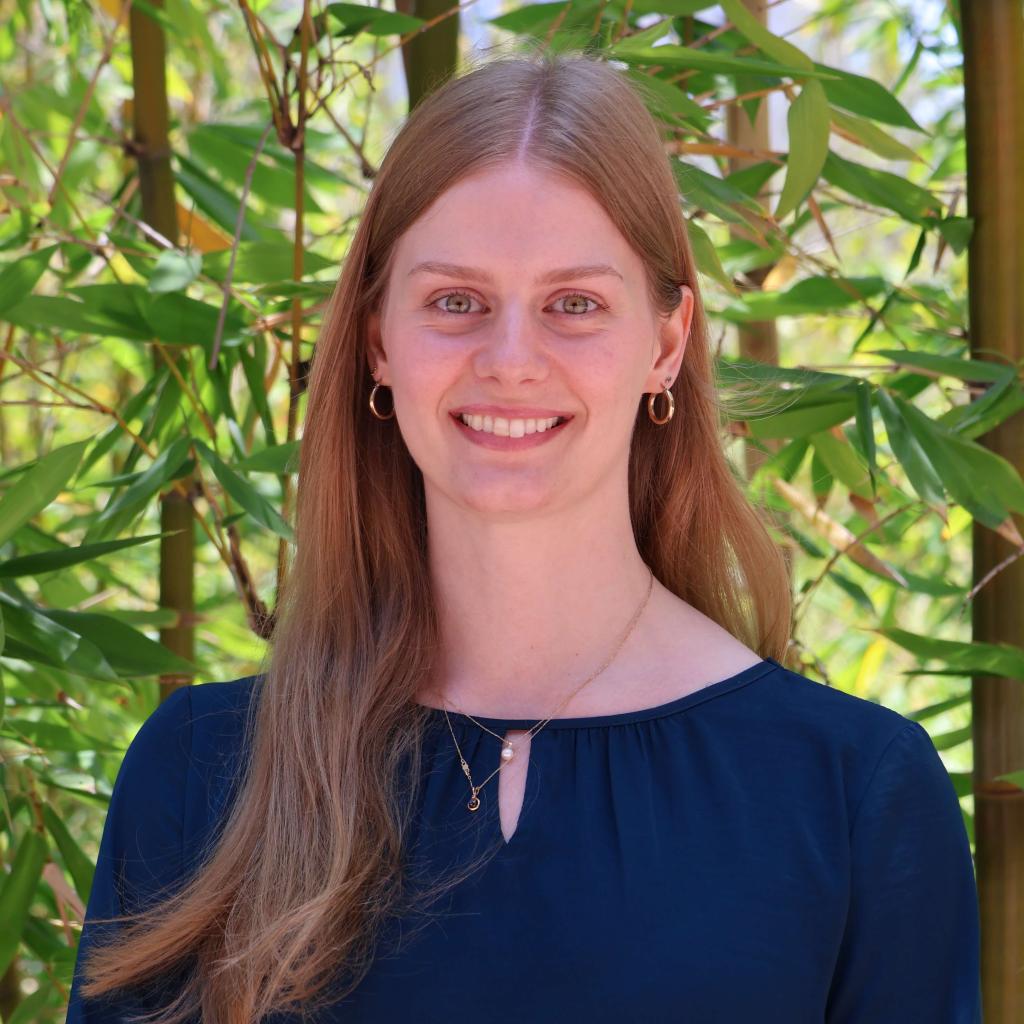 Headshot of Colleen Ahern