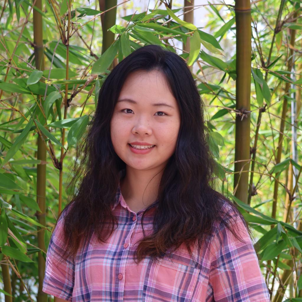 Headshot of Shirley Jin